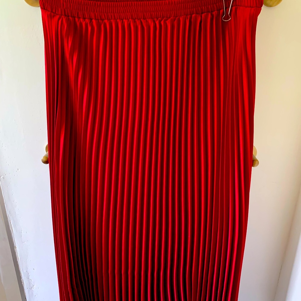 Ruby red pleated skirt